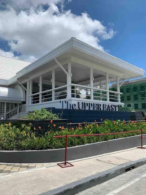 1Br With Extra Room At One Regis- Megaworld Bacolod Dış mekan fotoğraf