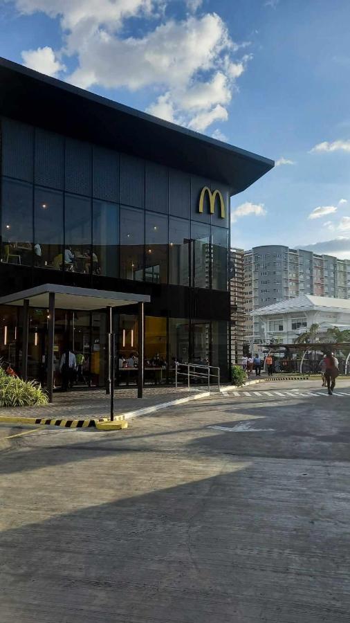 1Br With Extra Room At One Regis- Megaworld Bacolod Dış mekan fotoğraf